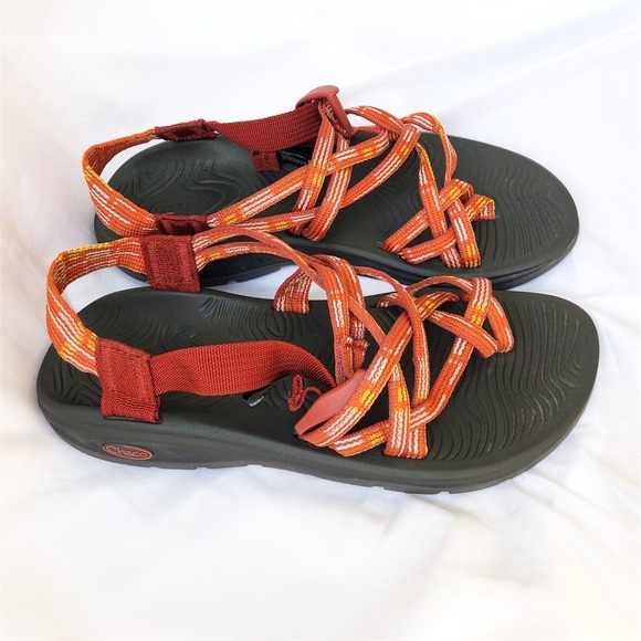 CHACO | Z/VOLV X2 CHAIR POPPY SANDALS SIZE 8 - Picture 3 of 8